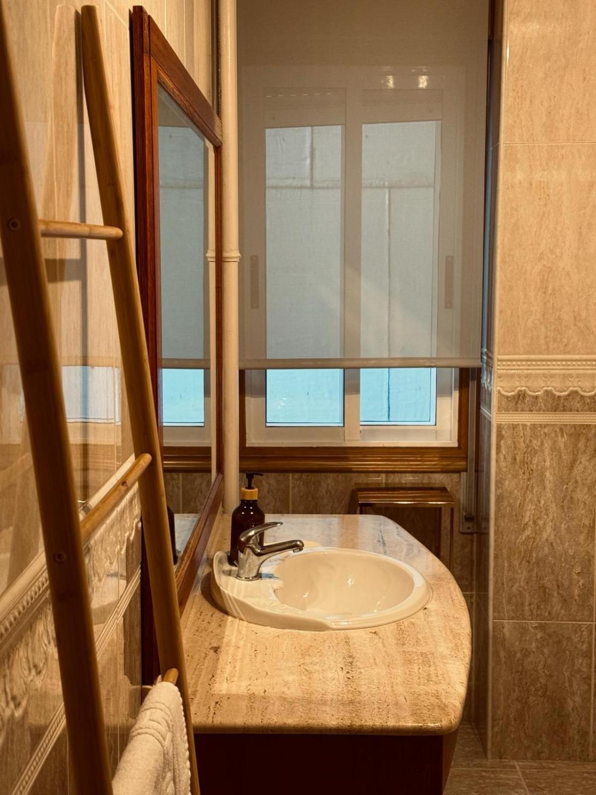 Moderno Apartamento Con Vistas A La Ria De Віго Екстер'єр фото